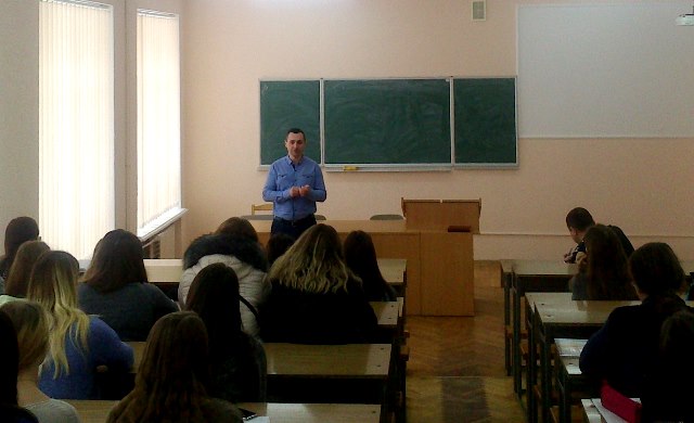 старший інспектор з ОД ВЮП УПД ГУНП в Тернопільській області Пахолків Володимир Іванович